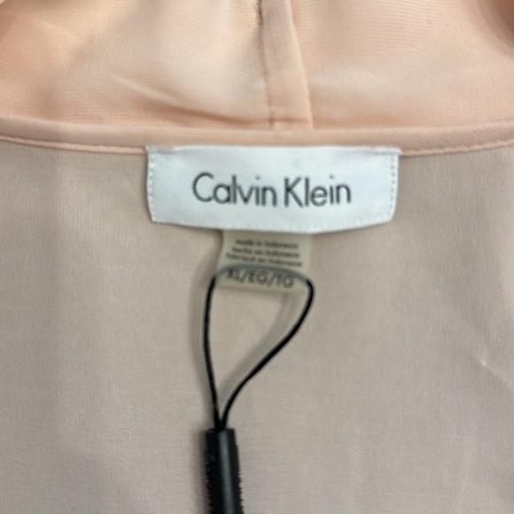 NWT Calvin Klein petal sleeve suit separate shirt in a soft shell pink.Size XL - Picture 4 of 8